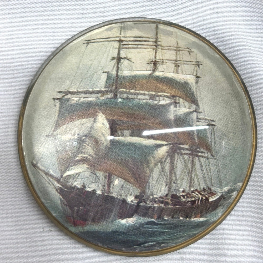 Nigel Pain Paperweight Unisex OS Multi Fair A Barque in a Gale Ship Glass Art